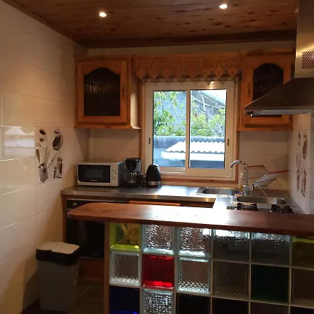 Chez Guy Et Josiane-3